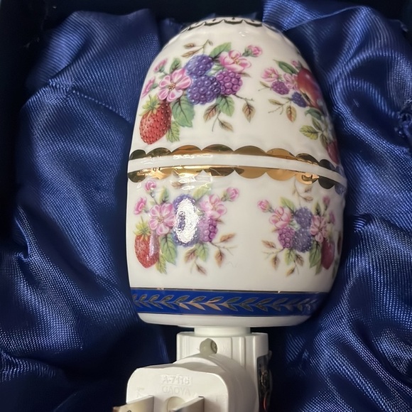 NWT Sorelle Fine Porcelain Boxed Nightlight Fruit Art - Picture 6 of 9